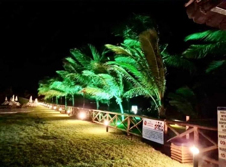 Temporada Pe Na Areia Guarajuba Διαμέρισμα Εξωτερικό φωτογραφία